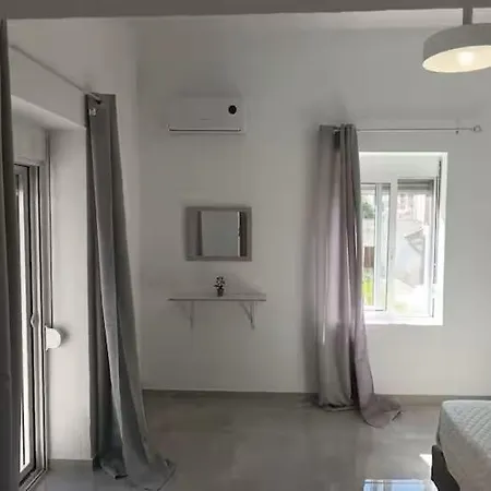 Feriehus The Sun House In Paradisi