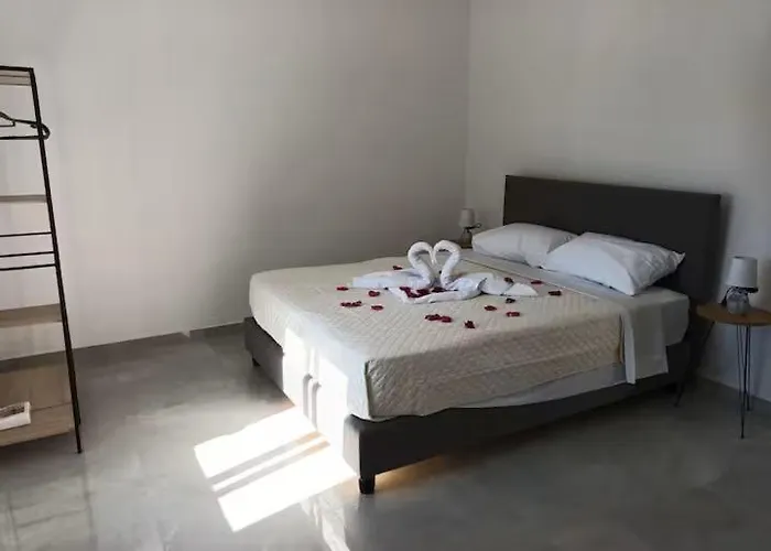 The Sun House In Paradisi Holiday home