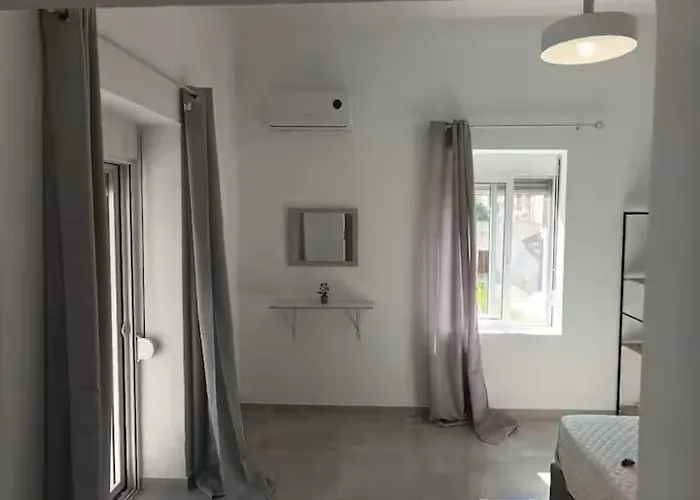 Holiday home The Sun House In Paradisi